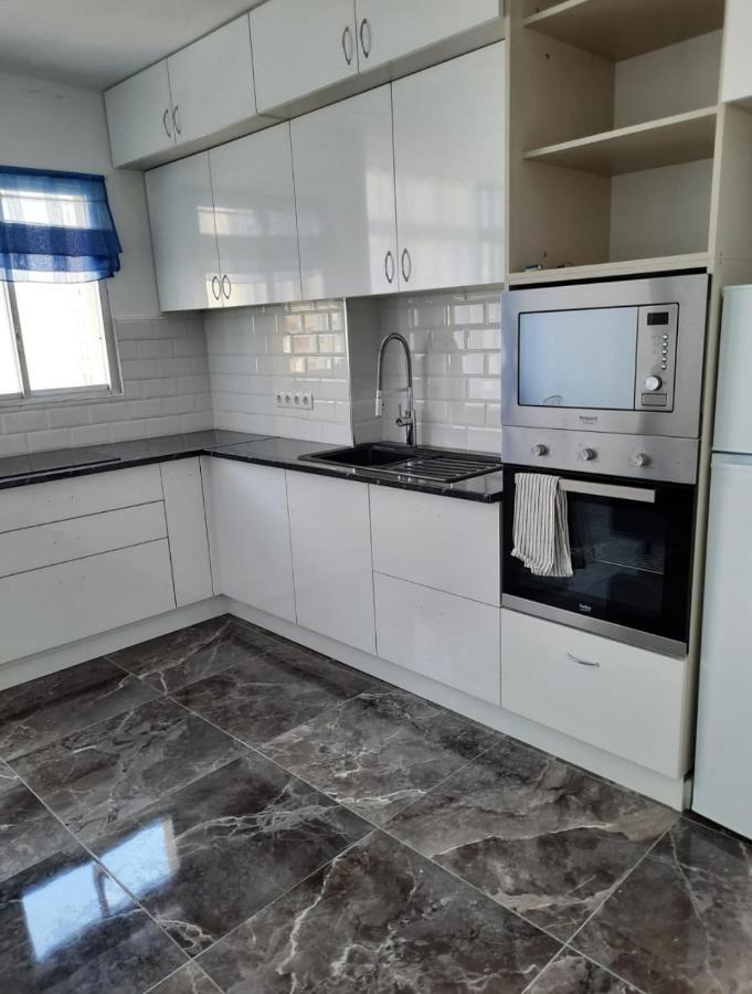 Studio For Rent In Torremolinos -Malaga For Vacations Studio Alquiler Para Vacationes, Studio Te Huur Voor Vacantie Calle Rio Mesa 5 Apartment Bagian luar foto